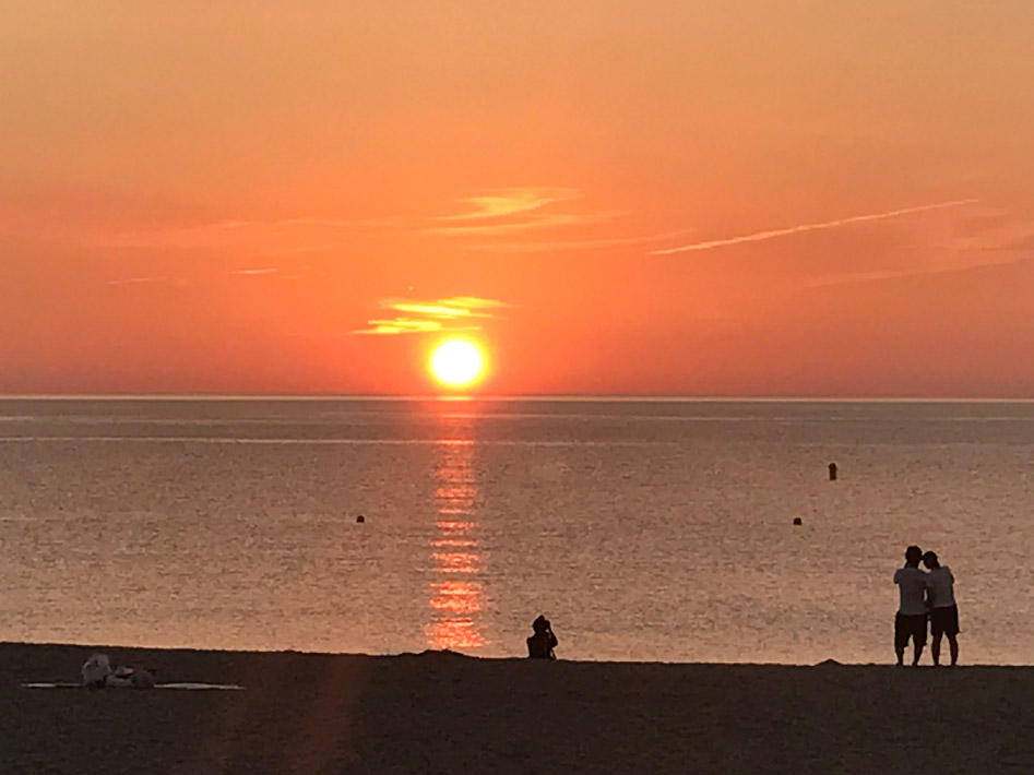 夕日が沈みます